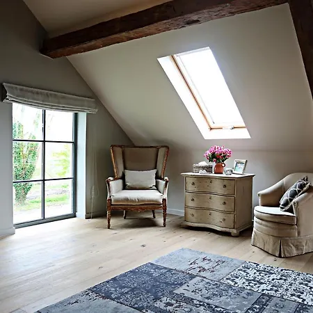 Hof Van Lier Bed & Breakfast